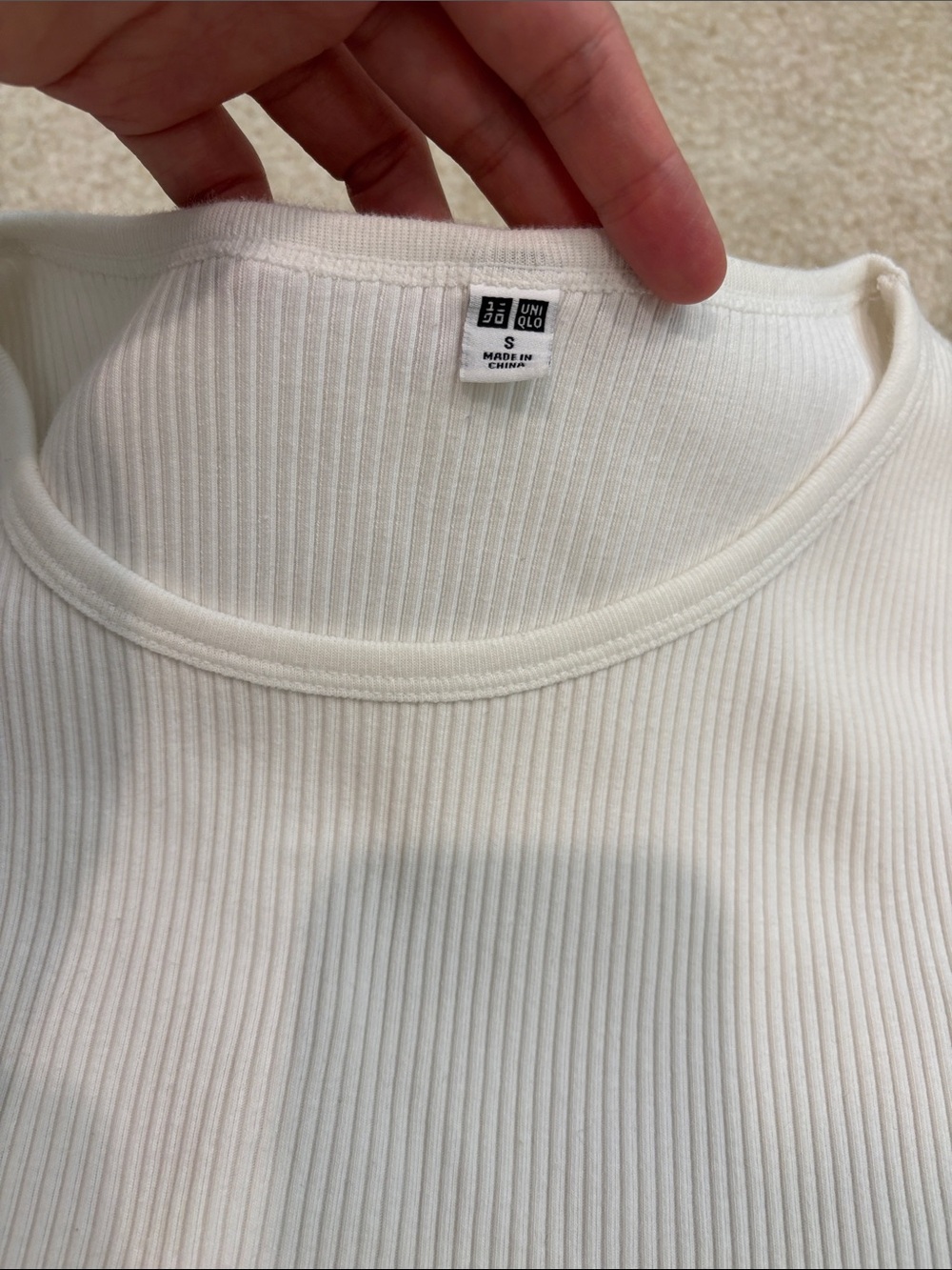 Uniqlo Cardigan and Shirt - Picture 3 of 7